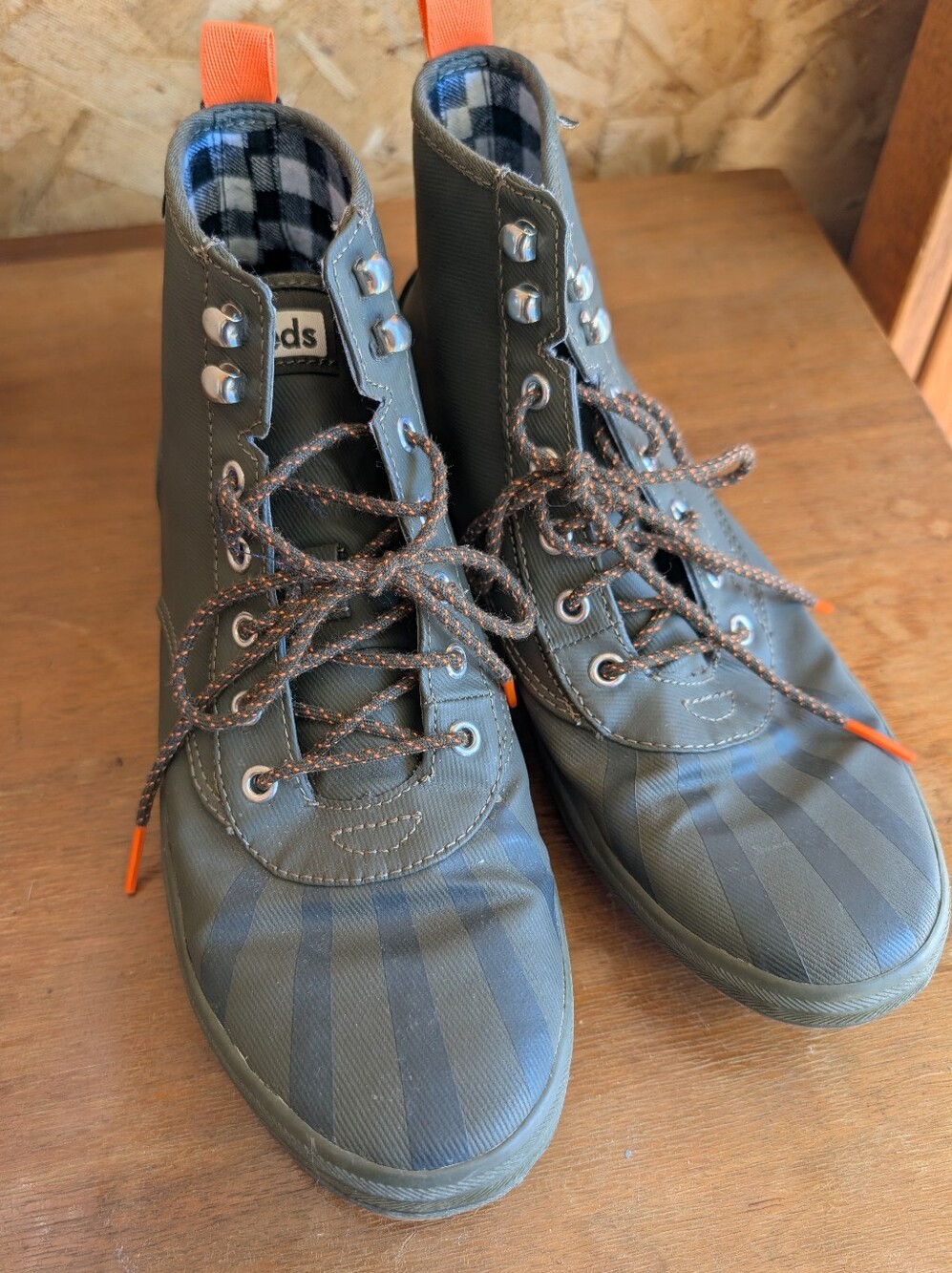 Keds Men’s Olive Green High-Top Boots with Orange Accents